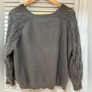 Women’s grey sweater